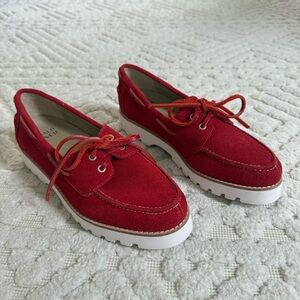 Donald Pliner Women’s 9M Red Suede Lace-Up Loafers Lug Sole Comfort Shoes